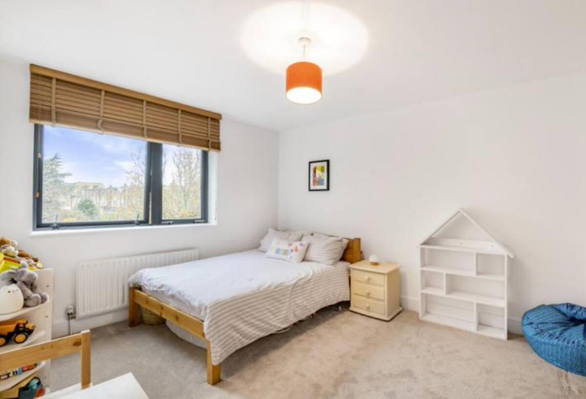 Spacious, Bright And Modern Flat In Holloway London Exteriör bild