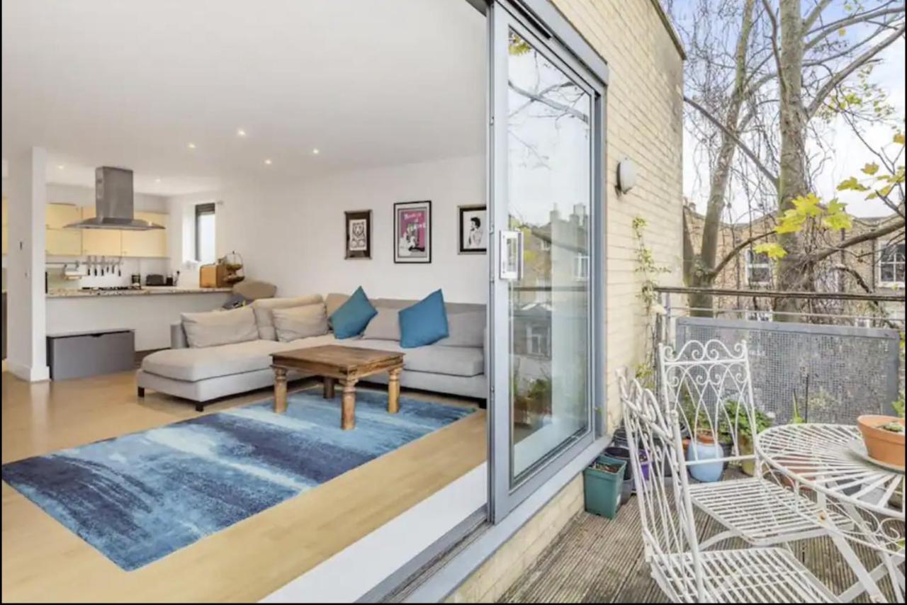 Spacious, Bright And Modern Flat In Holloway London Exteriör bild